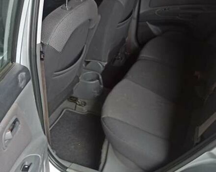 Серый Киа Рио, объемом двигателя 1.4 л и пробегом 220 тыс. км за 4200 $, фото 5 на Automoto.ua