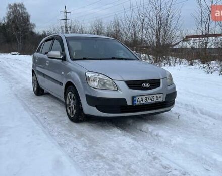 Серый Киа Рио, объемом двигателя 1.4 л и пробегом 271 тыс. км за 4500 $, фото 1 на Automoto.ua
