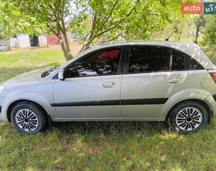 Серый Киа Рио, объемом двигателя 1.4 л и пробегом 220 тыс. км за 3699 $, фото 8 на Automoto.ua