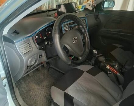 Сірий Кіа Ріо, об'ємом двигуна 1.4 л та пробігом 225 тис. км за 4100 $, фото 15 на Automoto.ua