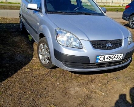 Серый Киа Рио, объемом двигателя 1.4 л и пробегом 135 тыс. км за 5300 $, фото 1 на Automoto.ua