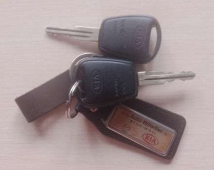 Сірий Кіа Ріо, об'ємом двигуна 1.4 л та пробігом 119 тис. км за 5000 $, фото 9 на Automoto.ua