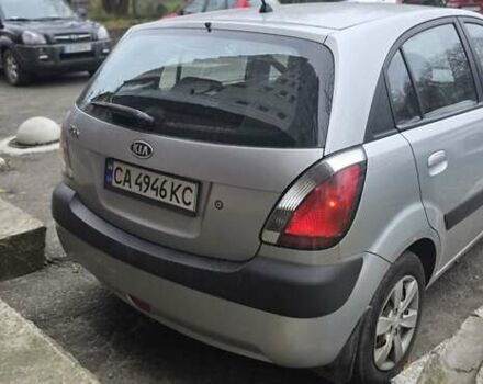 Серый Киа Рио, объемом двигателя 1.4 л и пробегом 130 тыс. км за 4500 $, фото 2 на Automoto.ua
