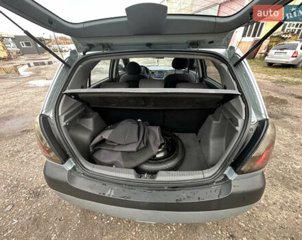 Серый Киа Рио, объемом двигателя 1.4 л и пробегом 223 тыс. км за 4700 $, фото 34 на Automoto.ua