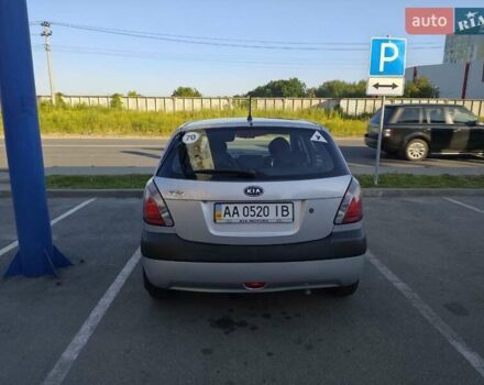 Сірий Кіа Ріо, об'ємом двигуна 1.4 л та пробігом 140 тис. км за 6400 $, фото 31 на Automoto.ua