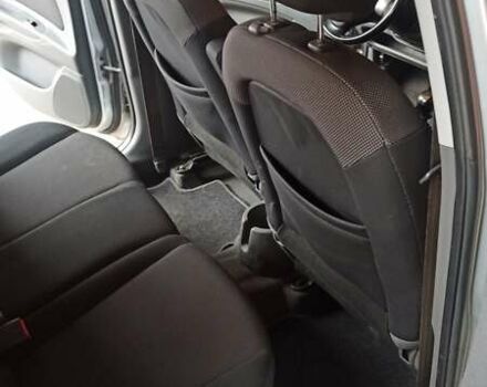 Серый Киа Рио, объемом двигателя 1.4 л и пробегом 220 тыс. км за 4200 $, фото 8 на Automoto.ua