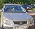 Серый Киа Рио, объемом двигателя 1.4 л и пробегом 240 тыс. км за 5000 $, фото 7 на Automoto.ua