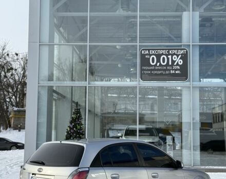 Сірий Кіа Ріо, об'ємом двигуна 1.4 л та пробігом 3 тис. км за 4700 $, фото 3 на Automoto.ua