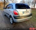 Сірий Кіа Ріо, об'ємом двигуна 1.4 л та пробігом 227 тис. км за 4000 $, фото 7 на Automoto.ua