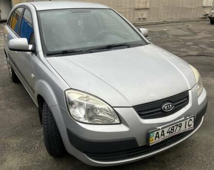 Серый Киа Рио, объемом двигателя 1.4 л и пробегом 95 тыс. км за 7000 $, фото 1 на Automoto.ua