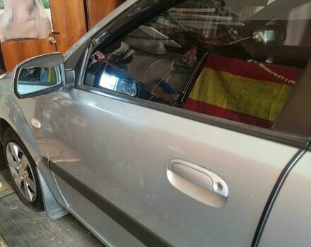 Сірий Кіа Ріо, об'ємом двигуна 1.4 л та пробігом 225 тис. км за 4100 $, фото 16 на Automoto.ua