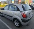 Сірий Кіа Ріо, об'ємом двигуна 1.4 л та пробігом 140 тис. км за 6400 $, фото 24 на Automoto.ua