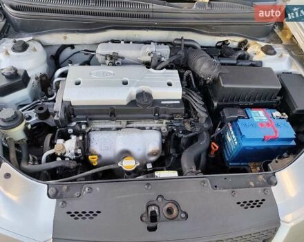 Сірий Кіа Ріо, об'ємом двигуна 1.4 л та пробігом 140 тис. км за 6400 $, фото 10 на Automoto.ua