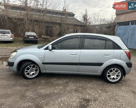 Серый Киа Рио, объемом двигателя 1.4 л и пробегом 223 тыс. км за 4700 $, фото 21 на Automoto.ua