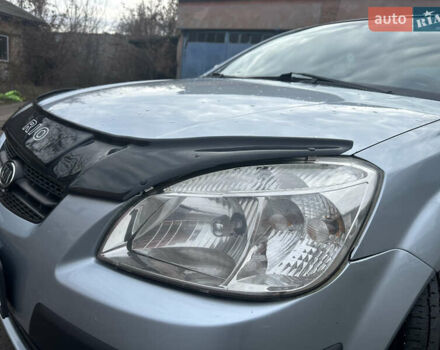 Серый Киа Рио, объемом двигателя 1.4 л и пробегом 223 тыс. км за 4700 $, фото 26 на Automoto.ua