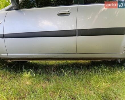 Серый Киа Рио, объемом двигателя 1.4 л и пробегом 220 тыс. км за 3699 $, фото 1 на Automoto.ua
