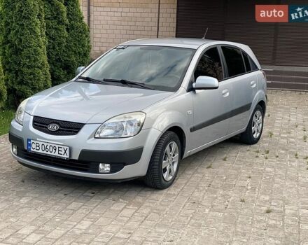 Серый Киа Рио, объемом двигателя 1.4 л и пробегом 188 тыс. км за 4600 $, фото 2 на Automoto.ua