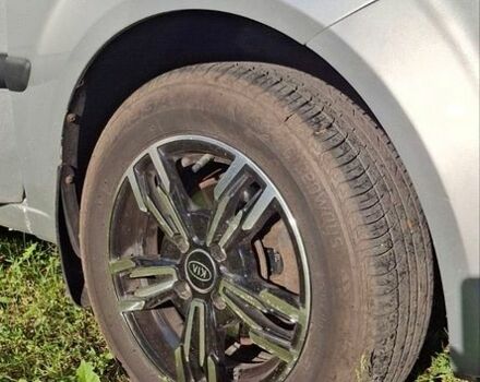 Сірий Кіа Ріо, об'ємом двигуна 1.4 л та пробігом 240 тис. км за 5000 $, фото 3 на Automoto.ua