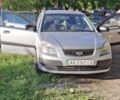 Сірий Кіа Ріо, об'ємом двигуна 1.4 л та пробігом 240 тис. км за 5500 $, фото 2 на Automoto.ua
