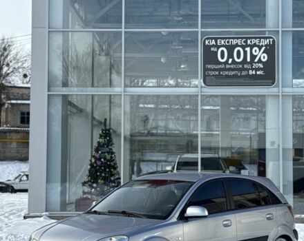 Сірий Кіа Ріо, об'ємом двигуна 1.4 л та пробігом 3 тис. км за 4700 $, фото 1 на Automoto.ua