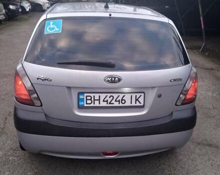 Сірий Кіа Ріо, об'ємом двигуна 1.5 л та пробігом 218 тис. км за 4200 $, фото 3 на Automoto.ua