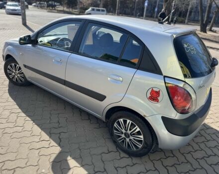 Серый Киа Рио, объемом двигателя 1.4 л и пробегом 196 тыс. км за 4450 $, фото 4 на Automoto.ua