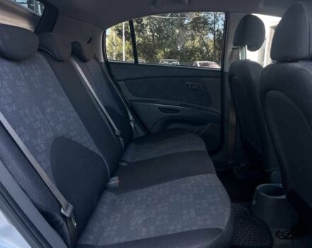 Серый Киа Рио, объемом двигателя 1.4 л и пробегом 135 тыс. км за 5778 $, фото 22 на Automoto.ua