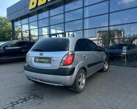 Серый Киа Рио, объемом двигателя 1.4 л и пробегом 135 тыс. км за 5778 $, фото 6 на Automoto.ua