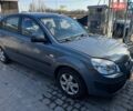 Серый Киа Рио, объемом двигателя 1.4 л и пробегом 221 тыс. км за 3500 $, фото 2 на Automoto.ua