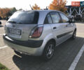 Киа Рио 2009 в Хмельницком на Automoto.ua Серый Киа Рио, объемом двигателя 1.4 л и пробегом 155 тыс. км за 5800 $, фото 5 на Automoto.ua