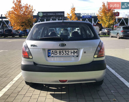 Киа Рио 2009 в Хмельницком на Automoto.ua Серый Киа Рио, объемом двигателя 1.4 л и пробегом 155 тыс. км за 5800 $, фото 4 на Automoto.ua