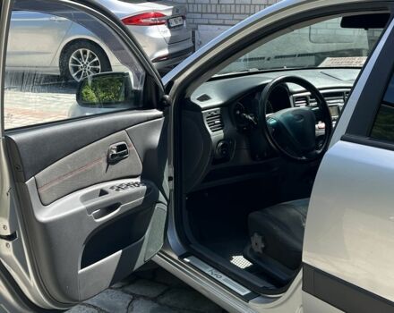 Серый Киа Рио, объемом двигателя 1.4 л и пробегом 174 тыс. км за 3800 $, фото 8 на Automoto.ua