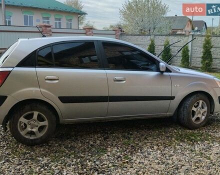 Серый Киа Рио, объемом двигателя 1.4 л и пробегом 135 тыс. км за 4500 $, фото 4 на Automoto.ua