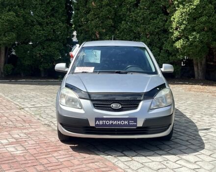 Серый Киа Рио, объемом двигателя 1.4 л и пробегом 174 тыс. км за 3800 $, фото 7 на Automoto.ua