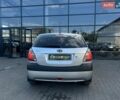 Сірий Кіа Ріо, об'ємом двигуна 1.4 л та пробігом 135 тис. км за 5800 $, фото 5 на Automoto.ua