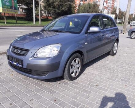 Серый Киа Рио, объемом двигателя 1.6 л и пробегом 209 тыс. км за 6490 $, фото 1 на Automoto.ua