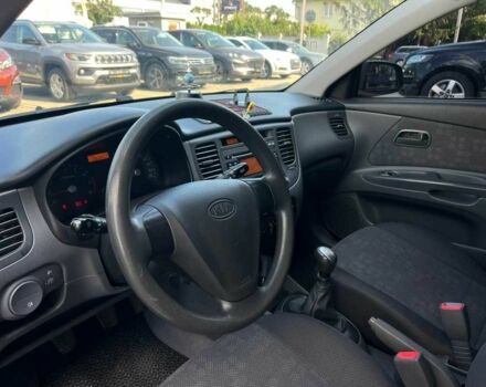 Серый Киа Рио, объемом двигателя 1.4 л и пробегом 135 тыс. км за 5778 $, фото 9 на Automoto.ua