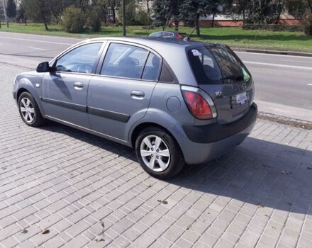 Серый Киа Рио, объемом двигателя 1.6 л и пробегом 209 тыс. км за 6490 $, фото 4 на Automoto.ua