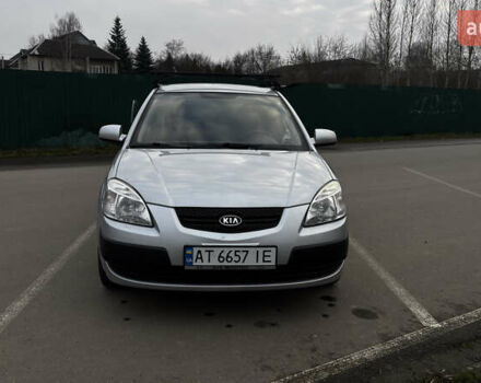 Серый Киа Рио, объемом двигателя 1.4 л и пробегом 131 тыс. км за 4650 $, фото 7 на Automoto.ua