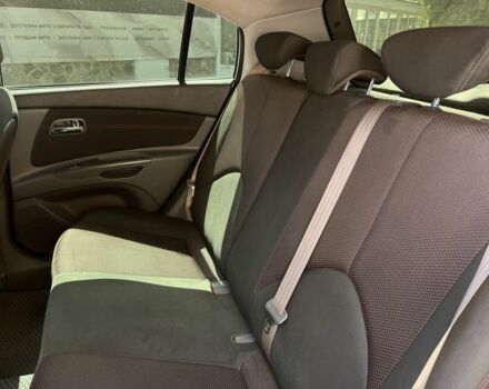 Серый Киа Рио, объемом двигателя 1.4 л и пробегом 174 тыс. км за 3800 $, фото 17 на Automoto.ua
