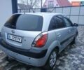 Серый Киа Рио, объемом двигателя 1.4 л и пробегом 175 тыс. км за 3800 $, фото 4 на Automoto.ua