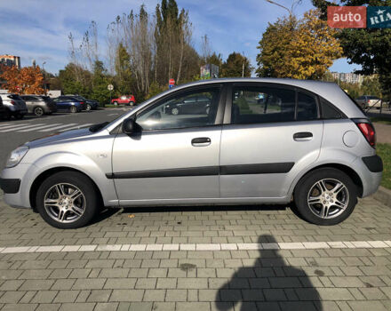 Киа Рио 2009 в Хмельницком на Automoto.ua Серый Киа Рио, объемом двигателя 1.4 л и пробегом 155 тыс. км за 5800 $, фото 2 на Automoto.ua