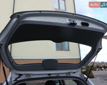 Сірий Кіа Ріо, об'ємом двигуна 1.4 л та пробігом 165 тис. км за 5590 $, фото 100 на Automoto.ua