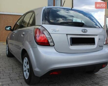 Сірий Кіа Ріо, об'ємом двигуна 1.4 л та пробігом 165 тис. км за 5590 $, фото 52 на Automoto.ua
