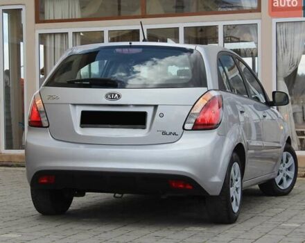 Сірий Кіа Ріо, об'ємом двигуна 1.4 л та пробігом 165 тис. км за 5590 $, фото 31 на Automoto.ua