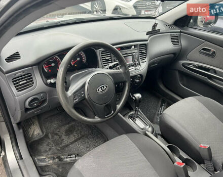 Серый Киа Рио, объемом двигателя 1.6 л и пробегом 207 тыс. км за 7299 $, фото 13 на Automoto.ua