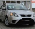 Сірий Кіа Ріо, об'ємом двигуна 1.4 л та пробігом 165 тис. км за 5590 $, фото 1 на Automoto.ua