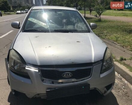 Серый Киа Рио, объемом двигателя 1.4 л и пробегом 95 тыс. км за 2999 $, фото 1 на Automoto.ua