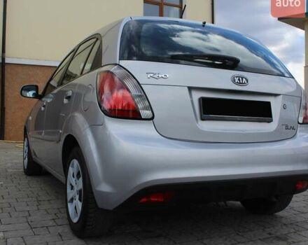 Сірий Кіа Ріо, об'ємом двигуна 1.4 л та пробігом 165 тис. км за 5590 $, фото 51 на Automoto.ua