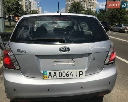 Серый Киа Рио, объемом двигателя 1.4 л и пробегом 95 тыс. км за 2880 $, фото 4 на Automoto.ua